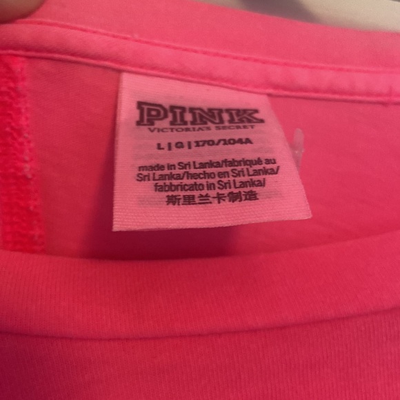 Victoria Secret PINK T-shirt with an opened back - Picture 2 of 3